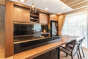 Chariot By Villacarte