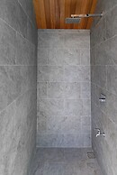 Chariot By Villacarte