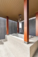 Chariot By Villacarte