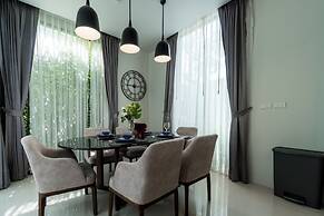 Panora Villa 8112 By Villacarte