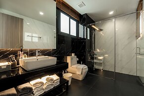 Panora Villa 8112 By Villacarte