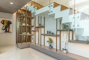 Panora Villa 8119 By Villacarte
