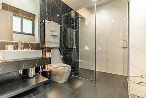 Panora Villa 8119 By Villacarte