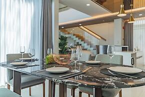 Panora Villa 8119 By Villacarte