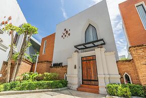 Panora Villa 8119 By Villacarte