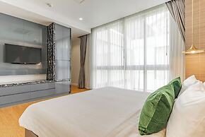 Panora Villa 8119 By Villacarte