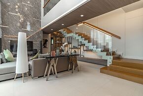 Panora Villa 8119 By Villacarte