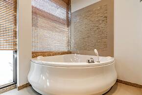 Villa Andre By Villacarte