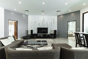 Villa Andre By Villacarte