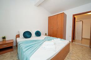 Apartments Adela III