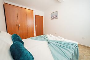 Apartments Adela III
