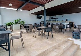 Ipana Siempre Playa Dowtown