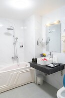 Moon Hotel Apartment