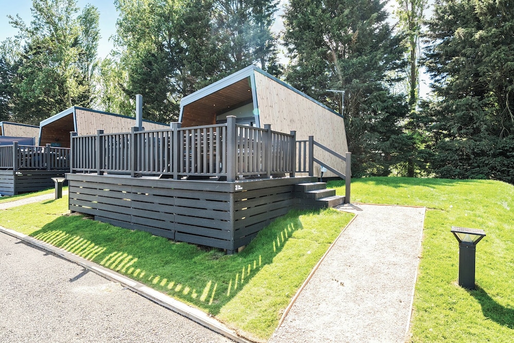 Skylight Stargazer - Billing Aquadrome