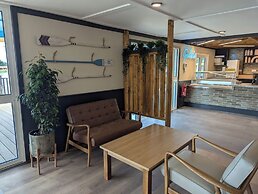 Skylight Stargazer - Billing Aquadrome