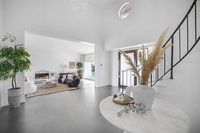 Stradella View - Bel-air Oasis w/ Infinity Pool & Stunning Panoramic V