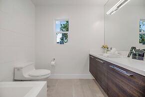 Stradella View - Bel-air Oasis w/ Infinity Pool & Stunning Panoramic V