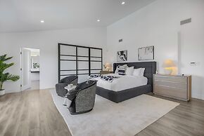 Stradella View - Bel-air Oasis w/ Infinity Pool & Stunning Panoramic V
