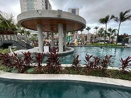 SaltBeach - Salinas Premium Resort