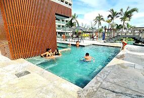 SaltBeach - Salinas Premium Resort