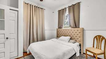 Charming Duplex in Historic District