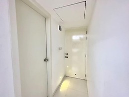 250 sq.ft Studio Apartment with Pool 3