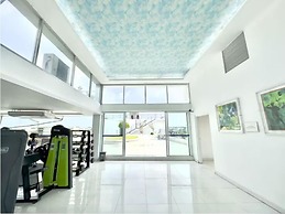 250 sq.ft Studio Apartment with Pool 3