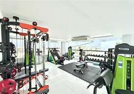 250 sq.ft Studio Apartment with Pool 3