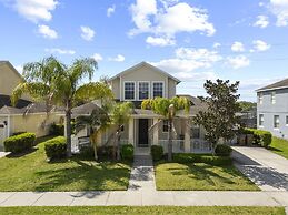 Trafalgar Resort Community Pool and Gym, Private Pool!