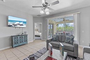 Trafalgar Resort Community Pool and Gym, Private Pool!