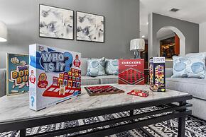 Trafalgar Resort Community Pool and Gym, Private Pool!