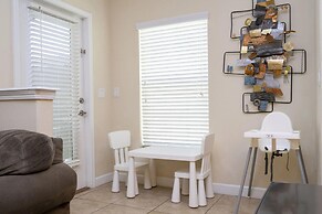 Paradise Palms Resort, Just Minutes From Disney!!!!