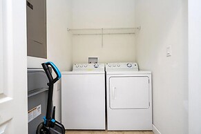 Paradise Palms Resort, Just Minutes From Disney!!!!