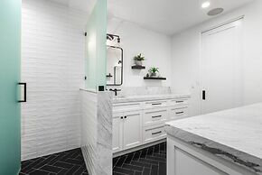 3BR w Hot Tub 3 Homes in From Sand Ocean Views