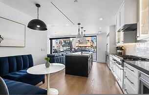 3BR w Hot Tub 3 Homes in From Sand Ocean Views