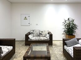 Pitangueiras prox. praia e centro comer.