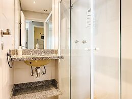 Pitangueiras prox. praia e centro comer.