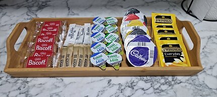 Modern House - 3 Bedrooms - 1 Bath - Mancity