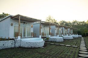 Cinze Villas and Hot Spring