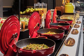 Yuncheng Pinglu Wanda Meihua Hotel