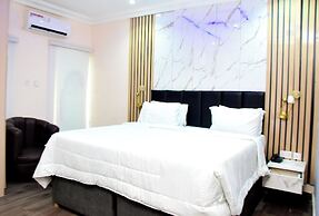 10 Kobo Hotel & Suites