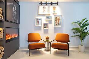 Bloomfields Luxurious 2BR In Parkside