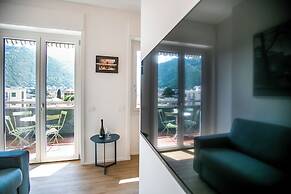 ComoLakeSuite