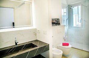 ComoLakeSuite