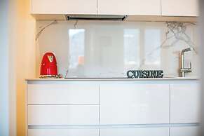 ComoLakeSuite