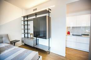 ComoLakeSuite