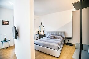 ComoLakeSuite