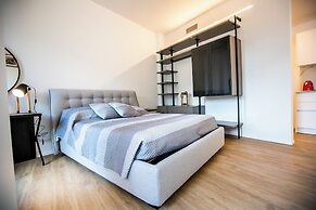 ComoLakeSuite