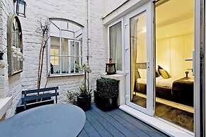 Imperial Victoria Square