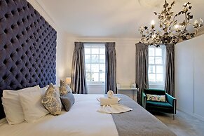 Imperial Victoria Square